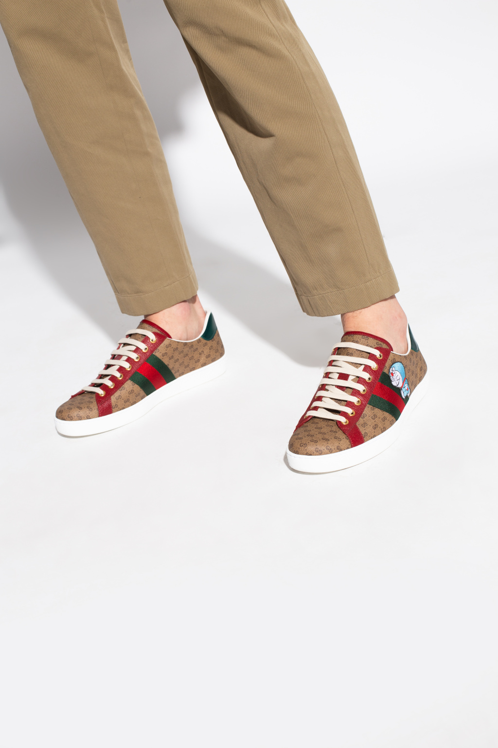 Gucci x supreme outlet shoes